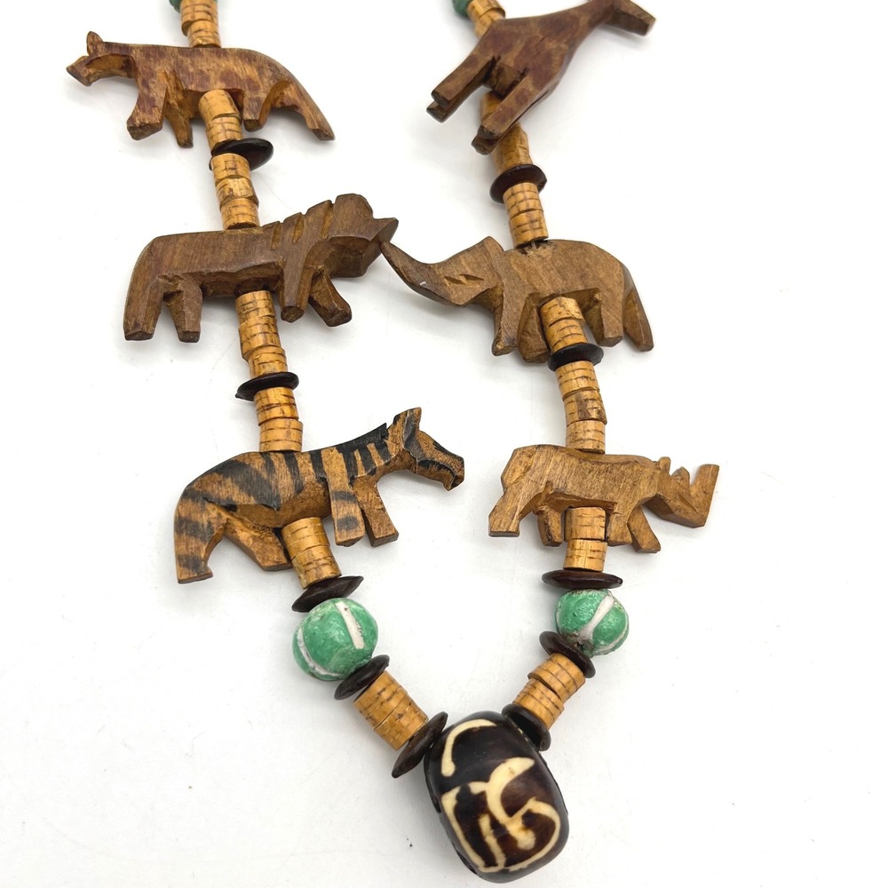 Vintage Hand Carved Wood Safari Animal Bead Necklace Giraffe Elephant Zebra 30in